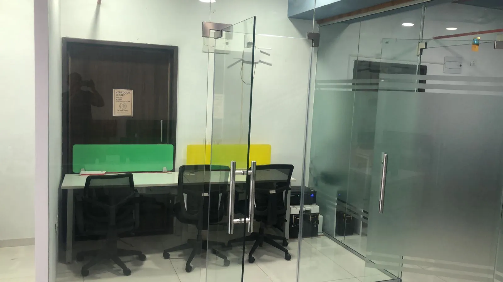 Private office cabins for rent at The Living Desk Pimple Saudagar